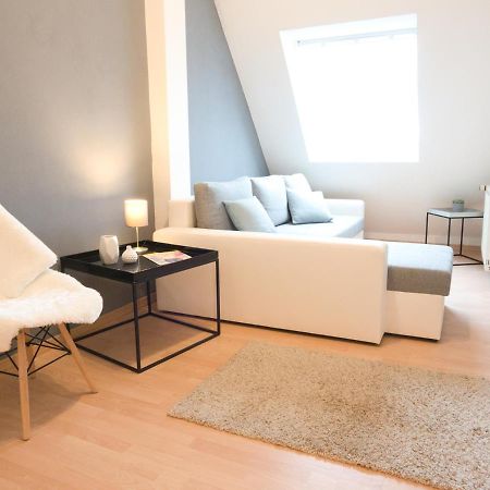 オーベルツハウゼン- Neu - Luxus Frankfurt Flatアパートメント エクステリア 写真